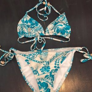 Tropical bikini set